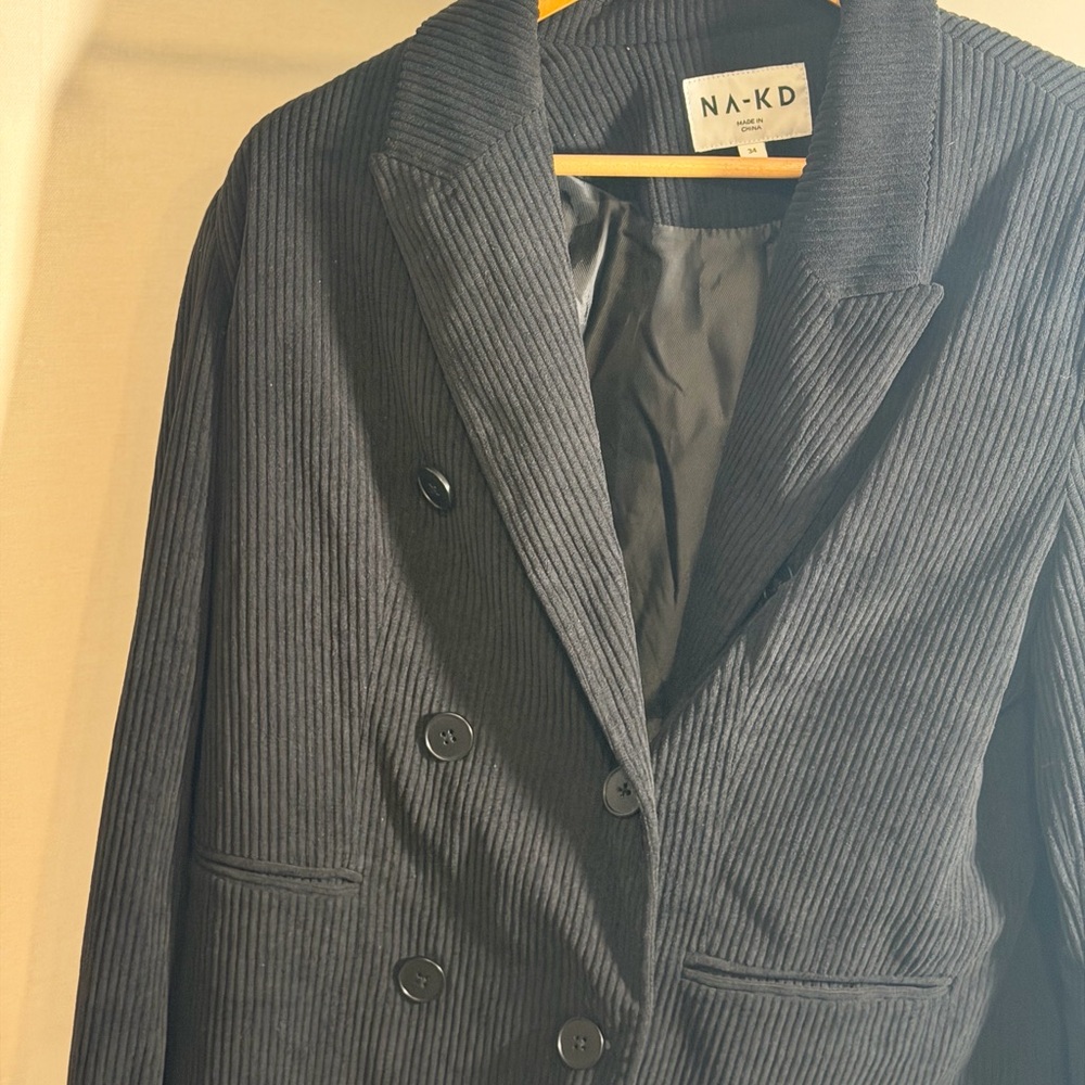 NA-KD Oversized Double Breasted Corduroy Blazer - Picture 5 of 6
